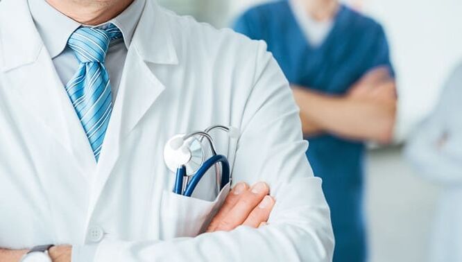 врач лечит проблемы с потенцией после 50 лет